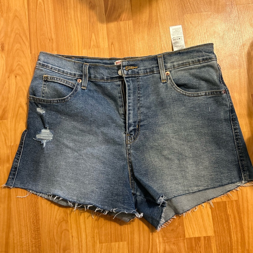 High Rise Levi’s Size 10 Women’s Denim Cutoff Shorts - Blue Jean Shorts